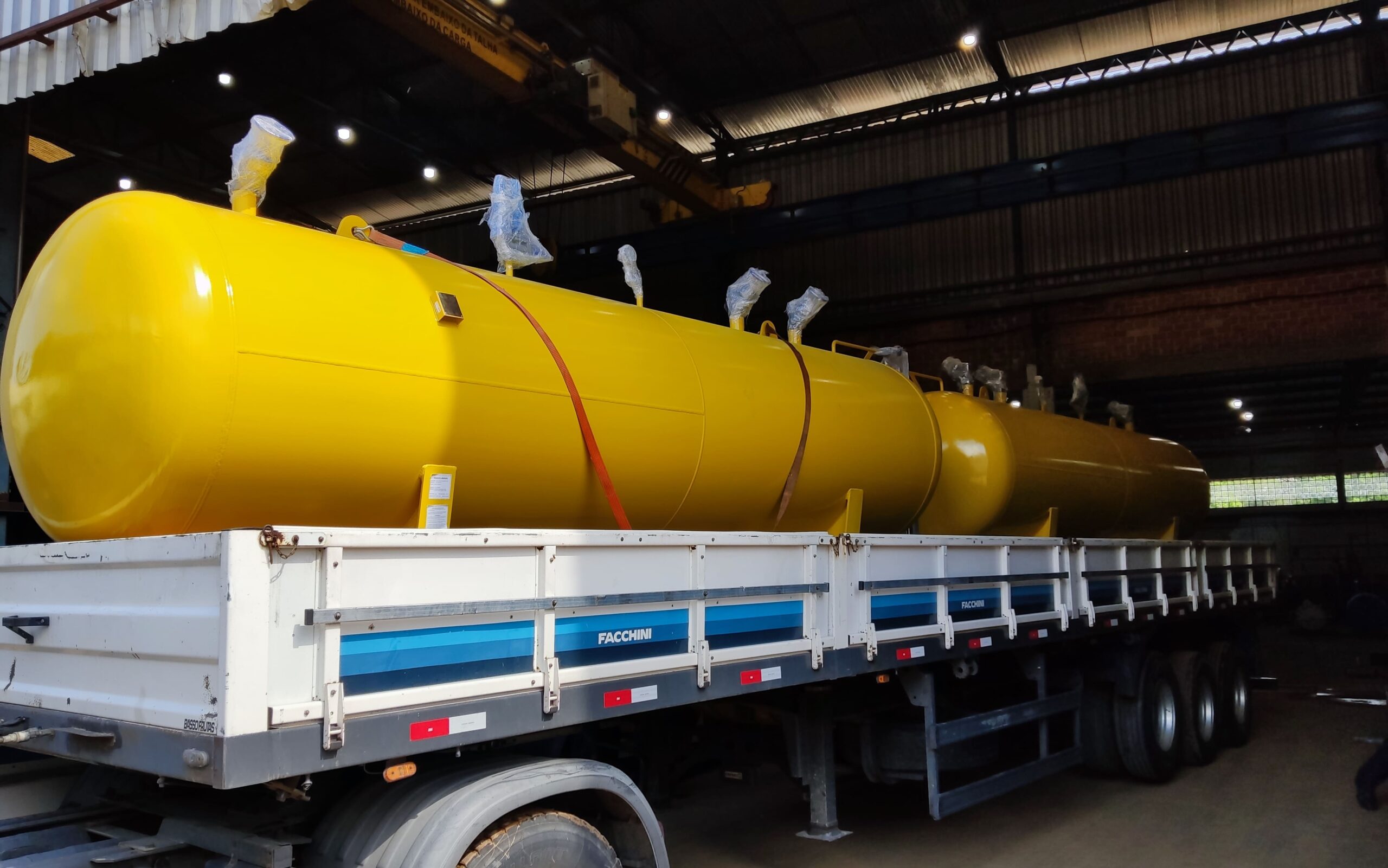 Diferença entre amônia e outros refrigerantes na contenção sob pressão